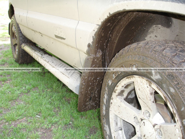Брызговики передние расширенные B@3 2123 "Chevrolet Niv@" до 2009 г. (2 шт.) купить недорого с доставкой в Астана