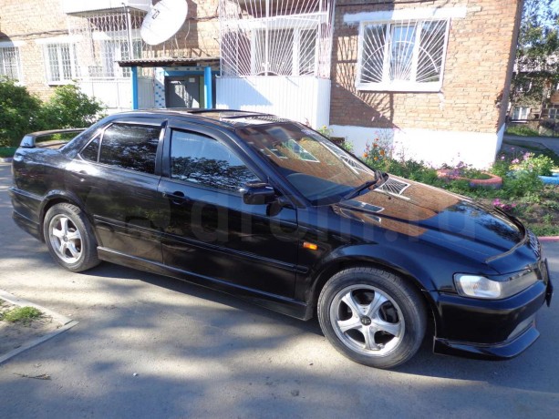 Накладки на пороги "Euro-R" Honda Accord/Torneo (Кузова CF3, CF4, CF5) купить недорого с доставкой в Астана