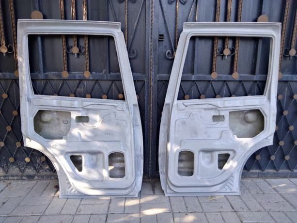 Комплект задних стеклопластиковых дверей для B@3 2123 "Chevrolet Niv@" купить недорого с доставкой в Астана